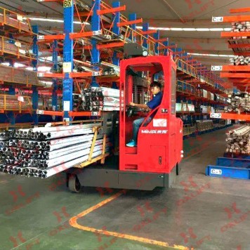 Четырёхходовой Ричтрак MFB25-45 OXLIFT 4500 мм 2500 кг-5