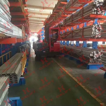 Четырёхходовой Ричтрак MFB25-45 OXLIFT 4500 мм 2500 кг-6