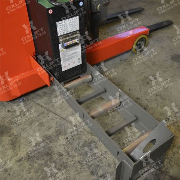 Ричтрак с Кабиной Стоя MF15-55 OXLIFT 5500 мм 1500 кг-3