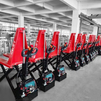 Самоходная Гидравлическая Тележка с Ножничным Электроподъемом OXLIFT TX15H 800 мм 1500 кг-2